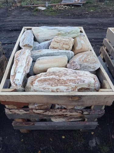 Златолит жёлтый, жёлто-зелёный глыбки и валуны для ланшафтного дизайна купить в Радужном