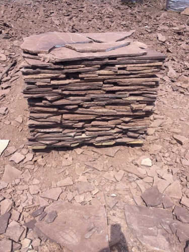 Плитняк лемезит бордовый для цоколя 1,5-2 см купить в Радужном