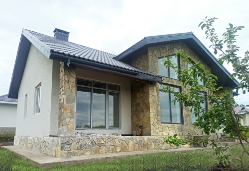 Плитняк златолит Уральский  для фасада купить в Радужном