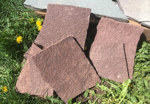 Плитняк лемезит бордовый для цоколя 1,5-2 см купить в Радужном