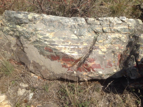 Гигантские зелёные валуны для ландшафтного дизайна весом более 5 тонн купить в Радужном