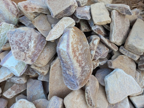 Златолит жёлтый, жёлто-зелёный глыбки и валуны для ланшафтного дизайна купить в Радужном