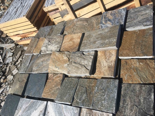 Плитка пилёная златолит Уральский для цоколя, отмостки купить в Радужном