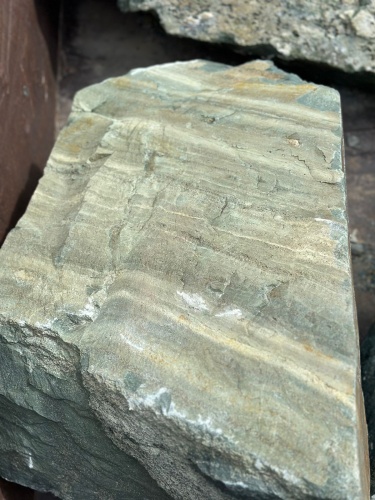 Ландшафтные глыбы зелёные 200-500 килограмм купить в Радужном