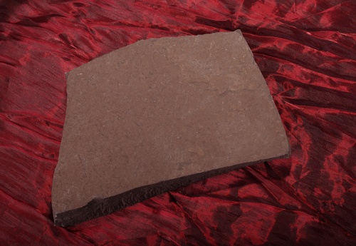 Плитняк лемезит бордовый для цоколя 1,5-2 см купить в Радужном