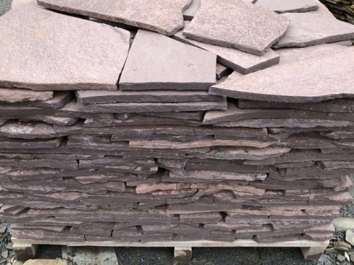 Плитняк лемезит бордовый для облицовки цоколя 20-25 мм  купить в Радужном