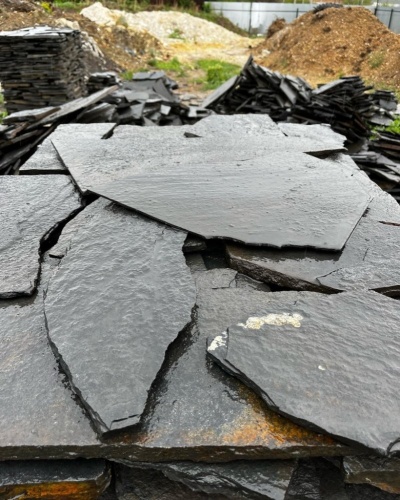 купить чёрный плитняк златолит